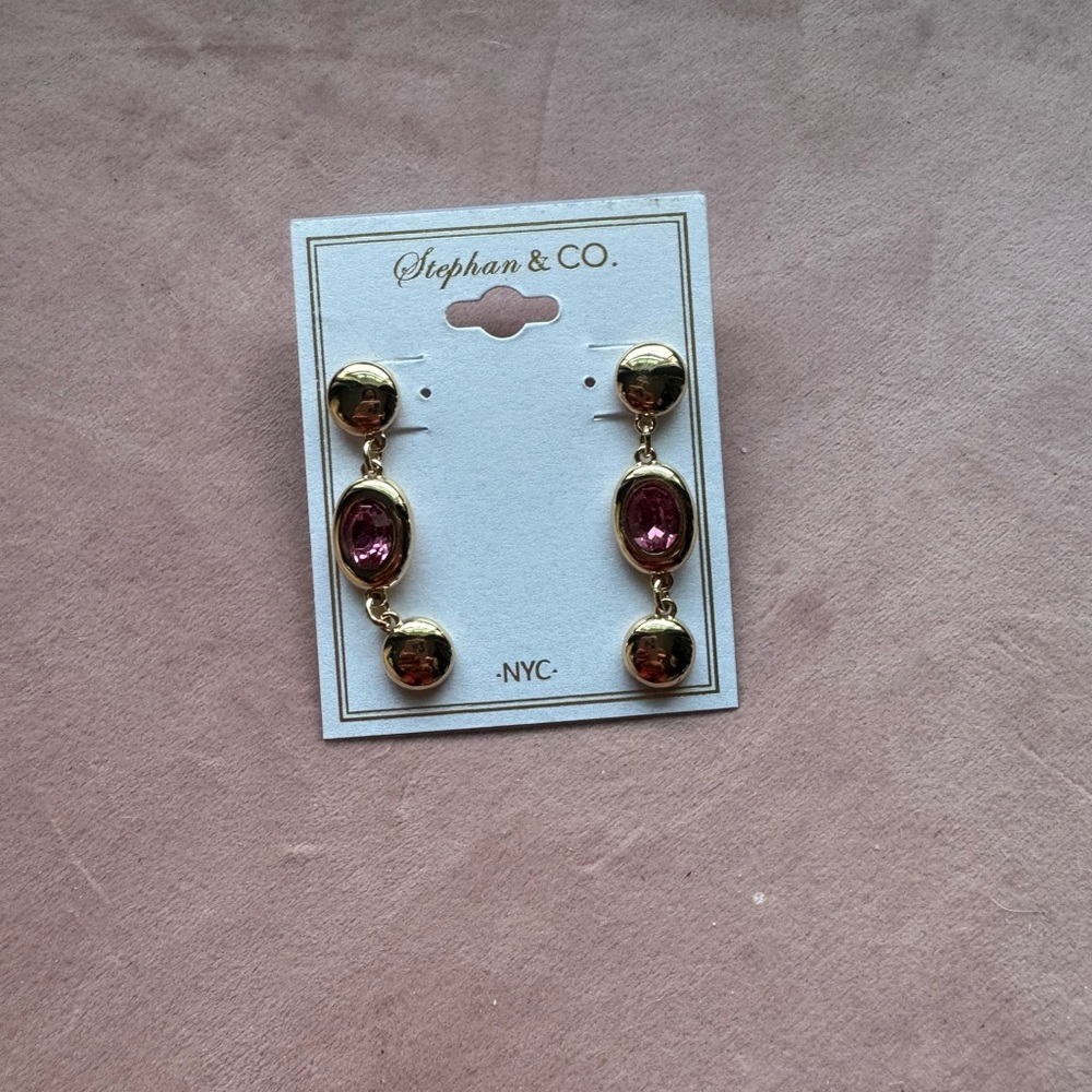 NWT Stephan and Co Gold and Pink Stone Drop Earrings